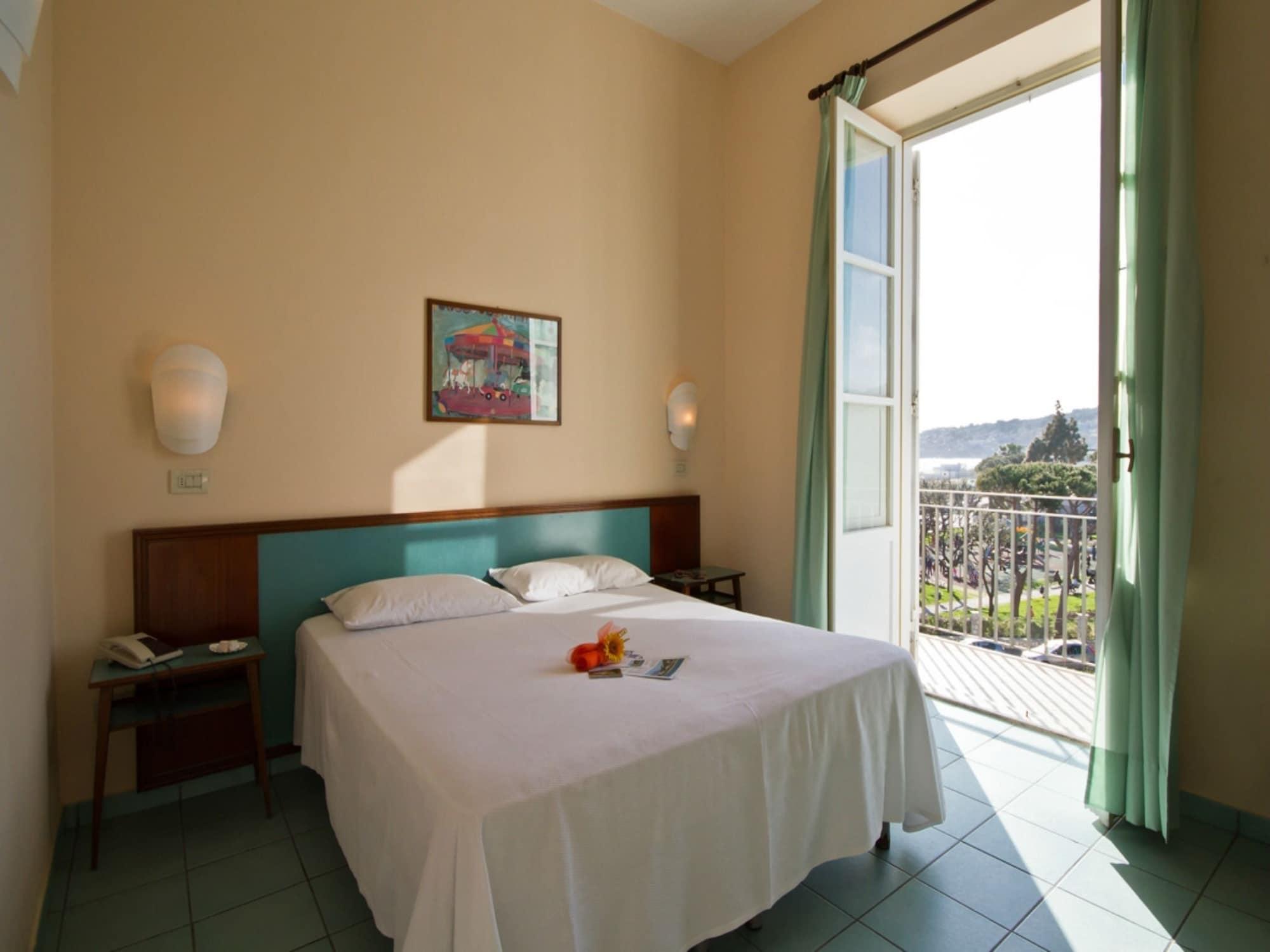 Hotel Serapo Гаета Екстер'єр фото
