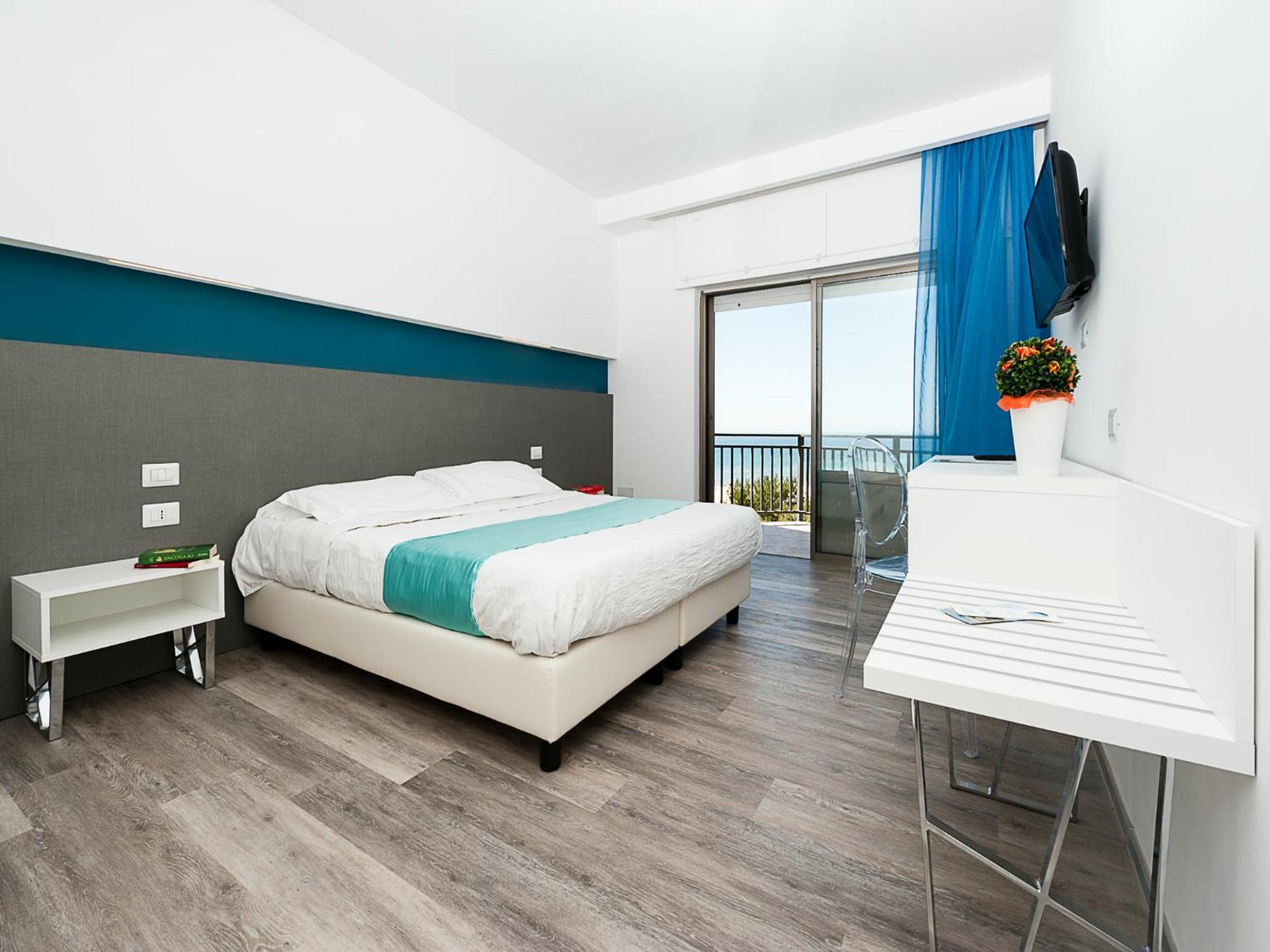 Hotel Serapo Гаета Номер фото