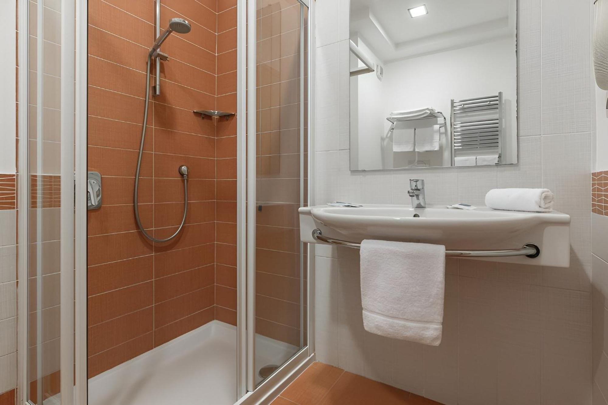 Hotel Serapo Гаета Екстер'єр фото