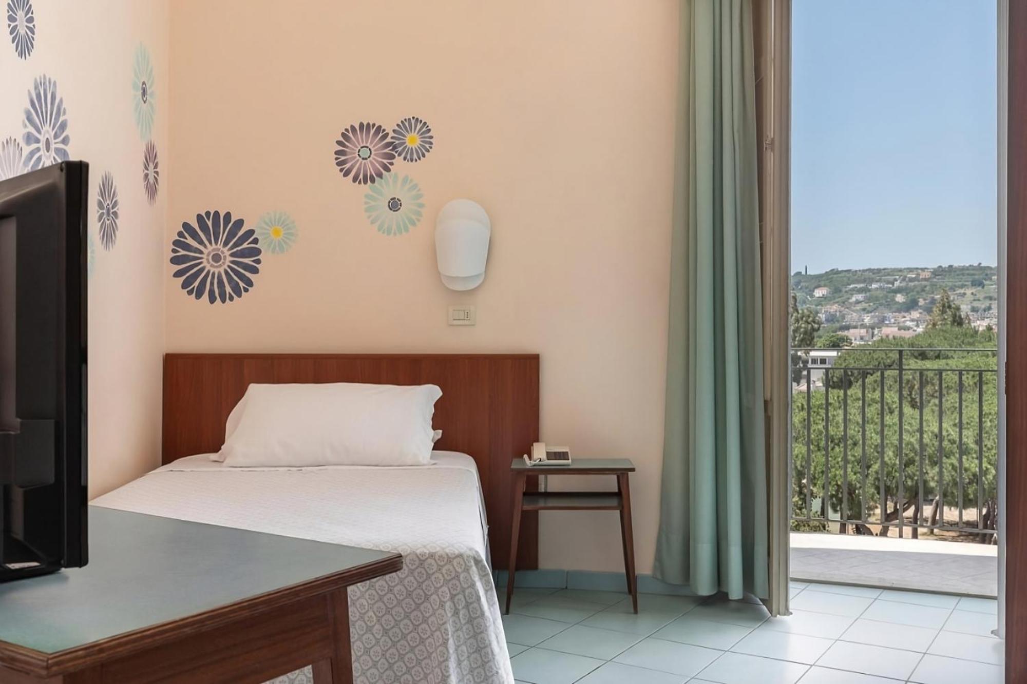 Hotel Serapo Гаета Екстер'єр фото
